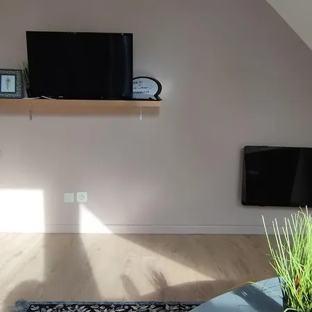Apartment N2 Jolie F2 Emplacement Ideal *